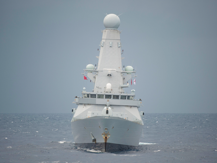 HMS Dauntless (D33) Royal Navy Type 45 Destroyer Bow View 2012 Photo Print Wall Art Decor Posters, Prints, & Visual Artwork Hampshire Prints 6 x 4 No Frame No