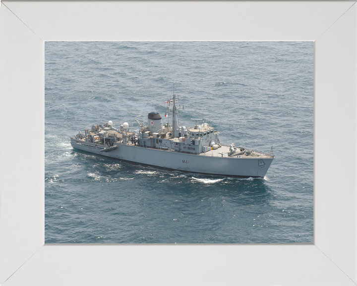 HMS Quorn M41 Hunt Class Minehunter May 2013 Persian Gulf Photo Print - Posters, Prints, & Visual Artwork - by Hampshire Prints (image 5 of 9)