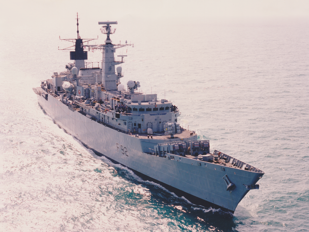 HMS Boxer (F92) Royal Navy Type 22 Frigate At Sea 1999 Photo Print Wall Art Decor Posters, Prints, & Visual Artwork Hampshire Prints 6 x 4 No Frame No