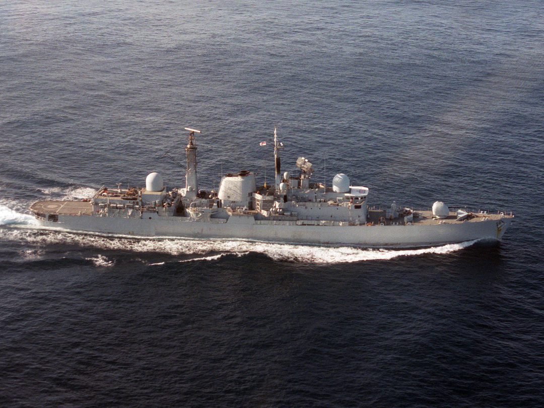 HMS Exeter (D89) Photo Print - At Sea 1986 - Royal Navy Type 42 Destroyer Hampshire Prints 6 x 4 No Frame No
