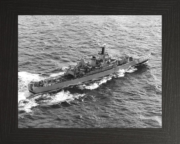 HMS Naiad F39 Leander Class Frigate February 1978 Photo Print - Posters, Prints, & Visual Artwork - by Hampshire Prints (image 3 of 9)