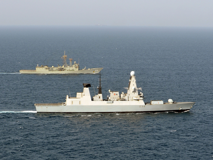HMS Diamond (D34) Photo Print - with HMAS Melbourne - Royal Navy Type 45 Destroyer Hampshire Prints 6 x 4 No Frame No