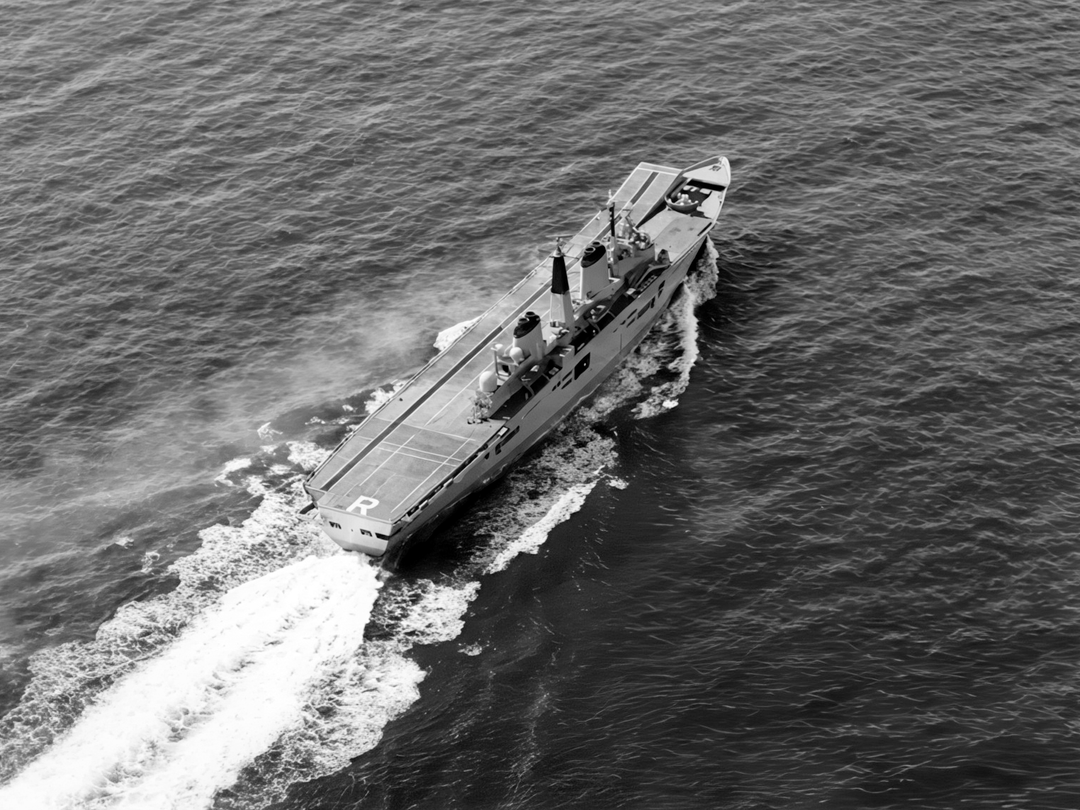 HMS Ark Royal (R07) Royal Navy Invincible Class Aircraft Carrier Sea Trials 1985 Photo Print Wall Art Decor Posters, Prints, & Visual Artwork Hampshire Prints 6 x 4 No Frame No