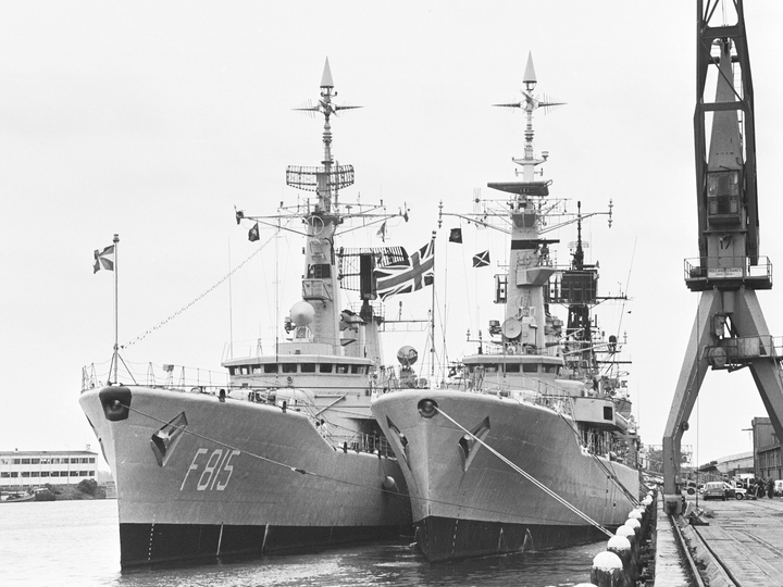 HMS Ariadne (F72) Royal Navy Leander Class Frigate Amsterdam 1979 Photo Print Wall Art Decor Posters, Prints, & Visual Artwork Hampshire Prints 6 x 4 No Frame No