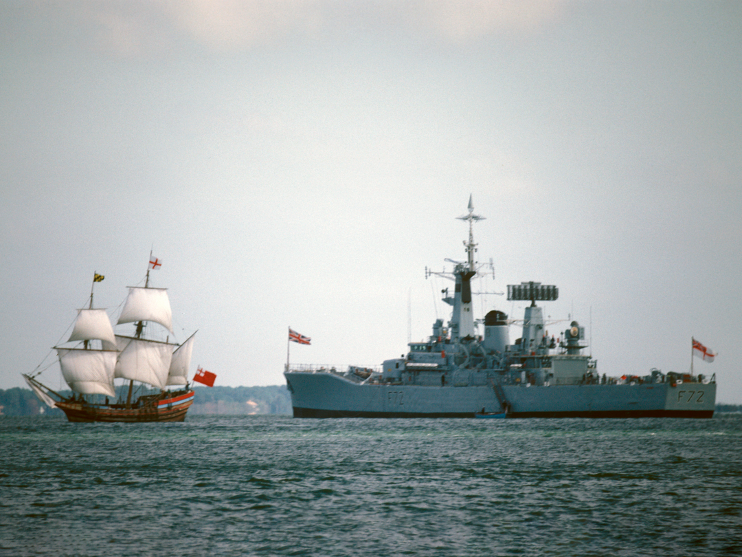 HMS Ariadne (F72) Photo Print - Yorktown 1981 - Royal Navy Leander Class Frigate Hampshire Prints 6 x 4 No Frame No