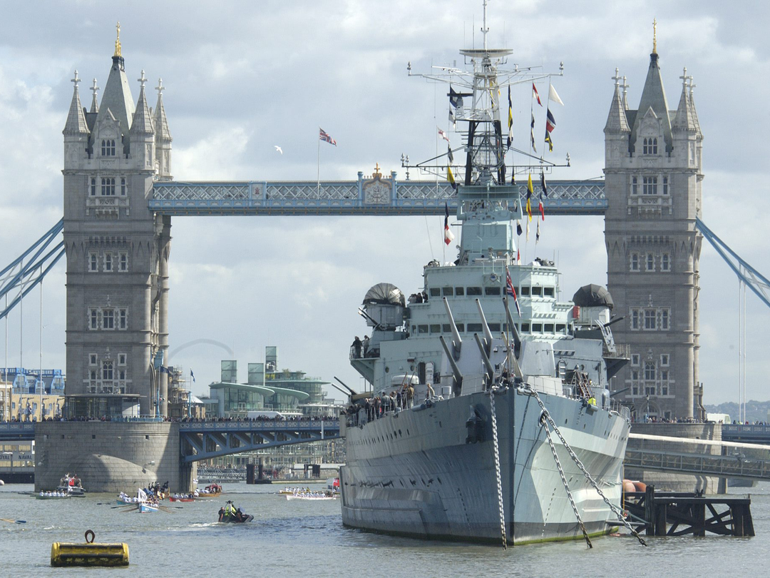 HMS Belfast (C35) Royal Navy Town Class Light Cruiser Tower Bridge London Photo Print Wall Art Decor Posters, Prints, & Visual Artwork Hampshire Prints 6 x 4 No Frame No