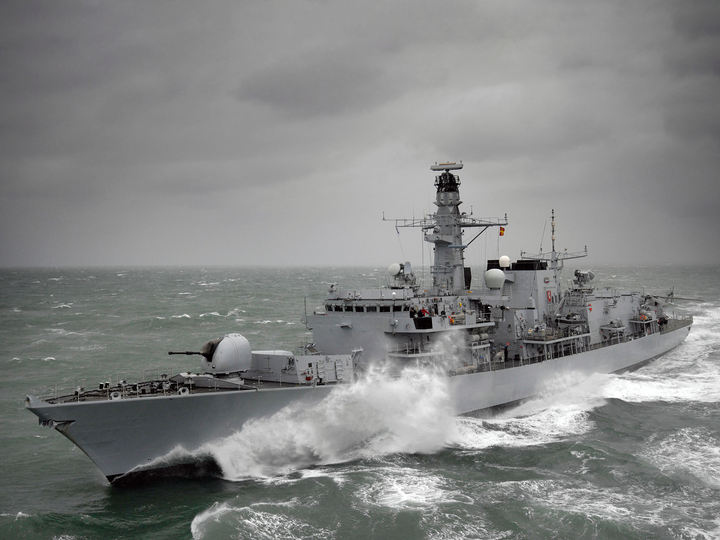 HMS Kent (F78) Photo Print - at sea 2010 - Royal Navy Type 23 Frigate Hampshire Prints 6 x 4 No Frame No