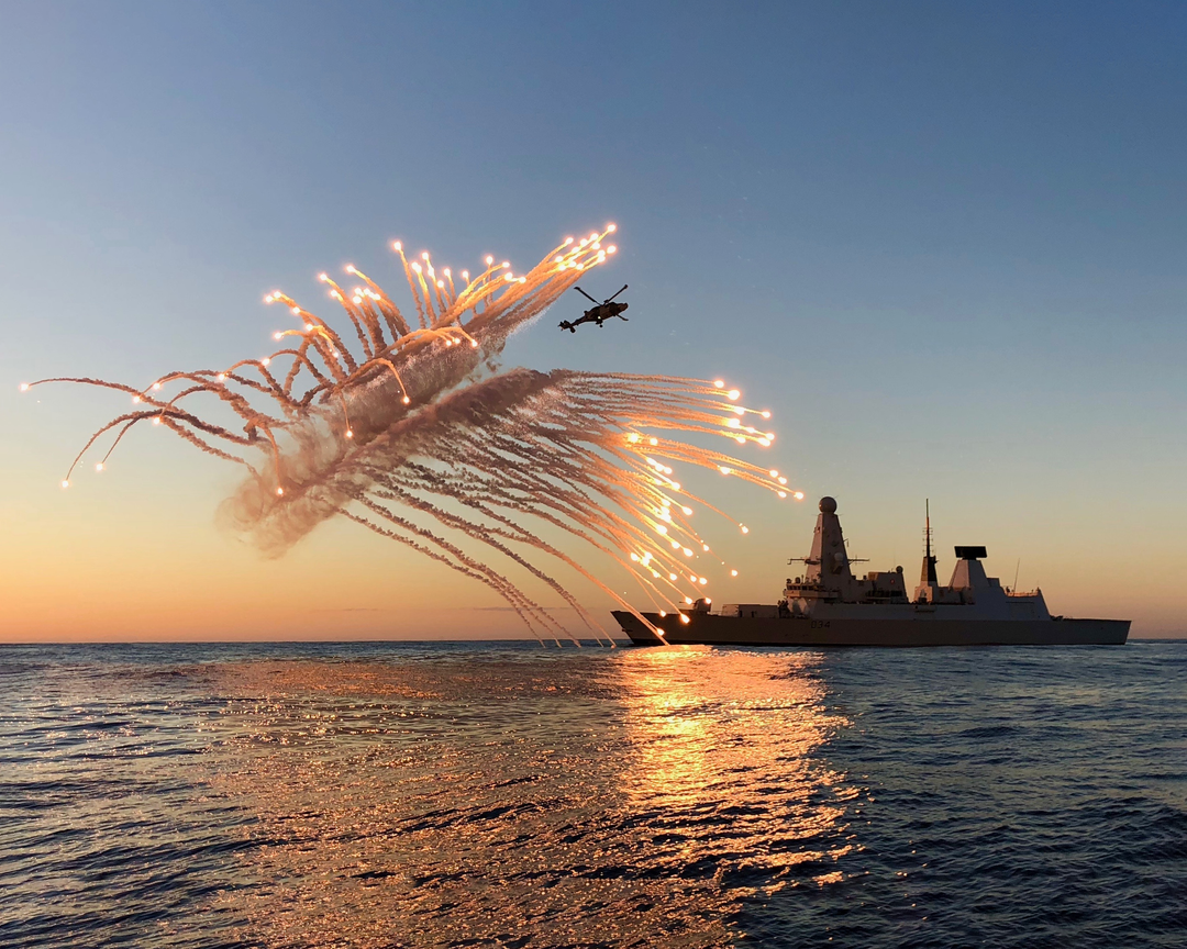 HMS Diamond (D34) Photo Print - With Flares 2018 - Royal Navy Type 45 Destroyer Hampshire Prints 6 x 4 No Frame No