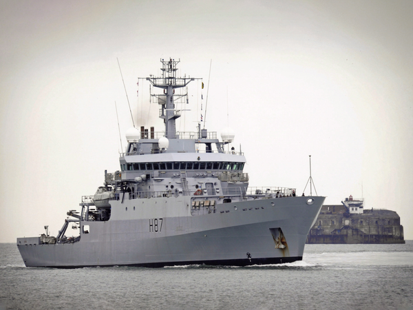 HMS Echo H87 Echo Class Survey Vessel 8 August 2006 Spitbank