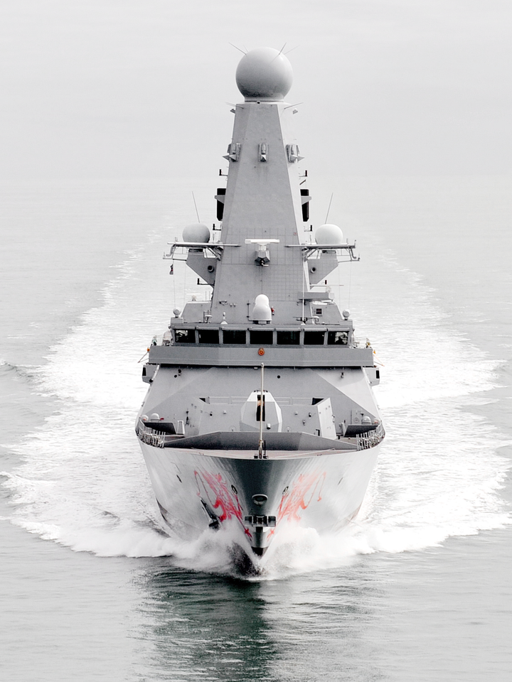 HMS Dragon (D35) Royal Navy Type 45 Destroyer Bow View 2011 Photo Print Wall Art Decor Posters, Prints, & Visual Artwork Hampshire Prints 6 x 4 No Frame No