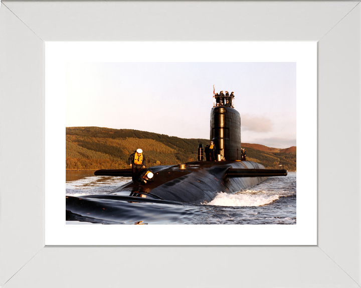 HMS Resolution S22 Resolution Class Submarine 1993 Photo Print - Posters, Prints, & Visual Artwork - by Hampshire Prints (image 4 of 9)