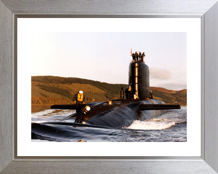 HMS Resolution S22 Resolution Class Submarine 1993 Photo Print - Posters, Prints, & Visual Artwork - by Hampshire Prints (image 6 of 9)