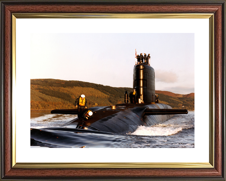 HMS Resolution S22 Resolution Class Submarine 1993 Photo Print - Posters, Prints, & Visual Artwork - by Hampshire Prints (image 8 of 9)