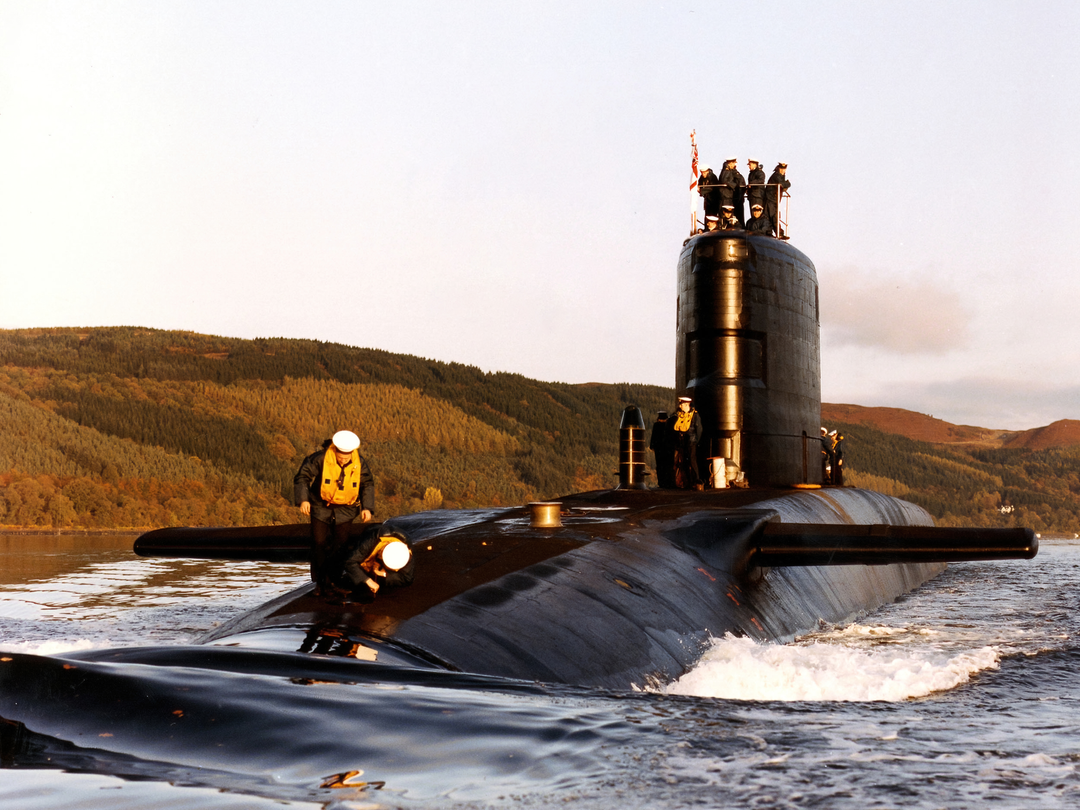 HMS Resolution S22 Resolution Class Submarine 1993 Photo Print - Posters, Prints, & Visual Artwork - by Hampshire Prints (image 1 of 9)