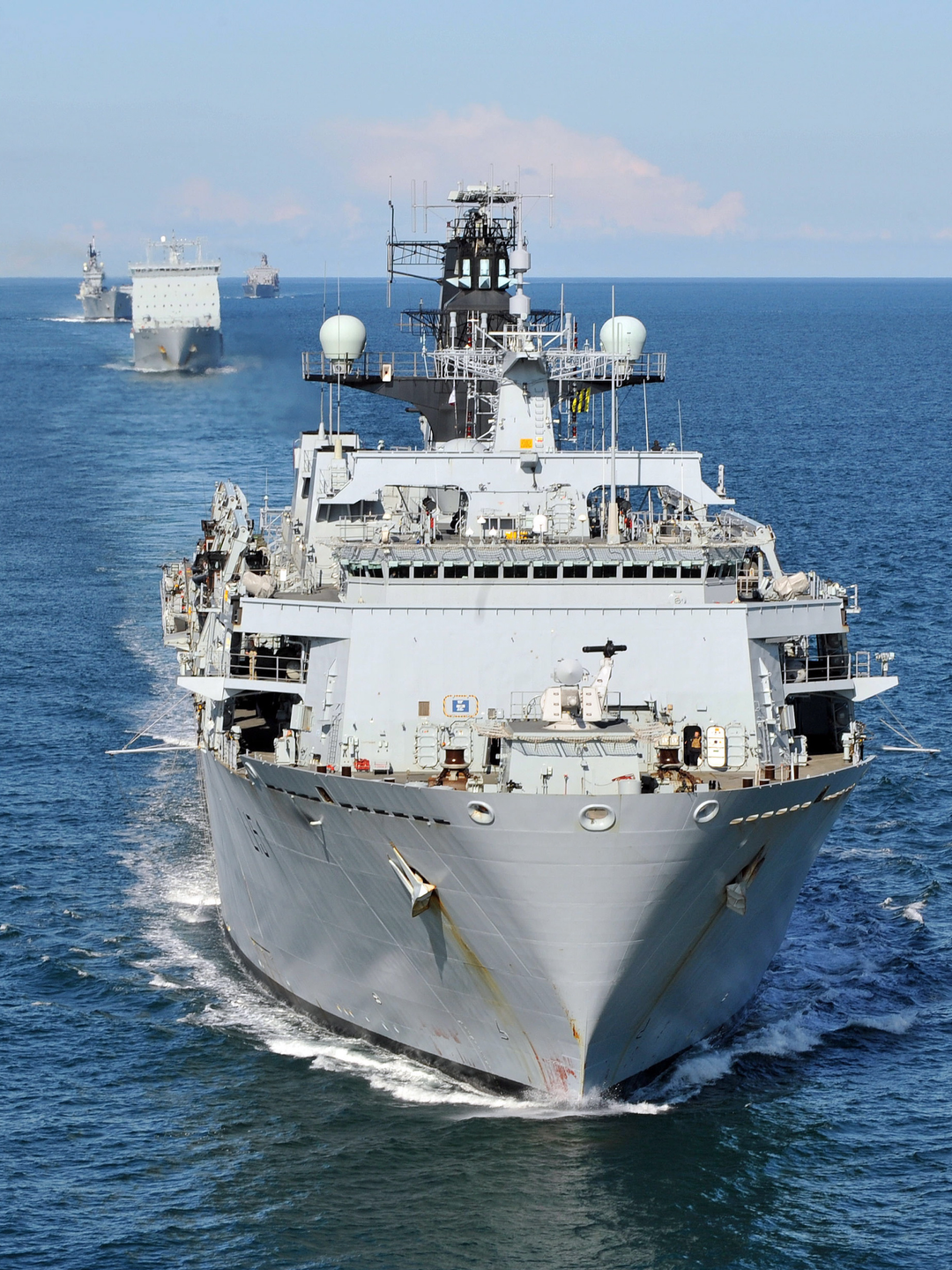 HMS Bulwark (L15) Royal Navy Albion Class Amphibious Ship Joint Warrior 2012 Photo Print Wall Art Decor Posters, Prints, & Visual Artwork Hampshire Prints 6 x 4 No Frame No
