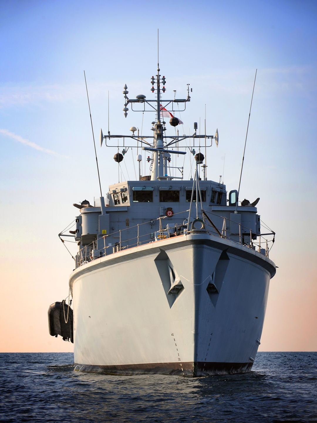 HMS Atherstone (M38) Photo Print - Arabian Gulf 2010 - Royal Navy Hunt Class Mine Warfare Vessel Hampshire Prints 6 x 4 No Frame No