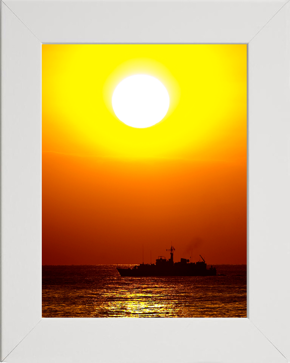 HMS Pembroke M107 Sandown Class Minehunter December 2010 Photo Print - Posters, Prints, & Visual Artwork - by Hampshire Prints (image 5 of 9)