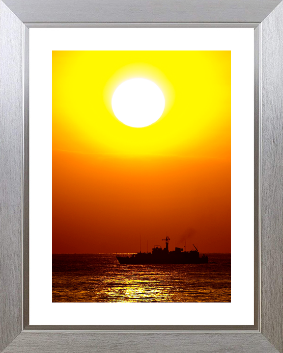 HMS Pembroke M107 Sandown Class Minehunter December 2010 Photo Print - Posters, Prints, & Visual Artwork - by Hampshire Prints (image 6 of 9)