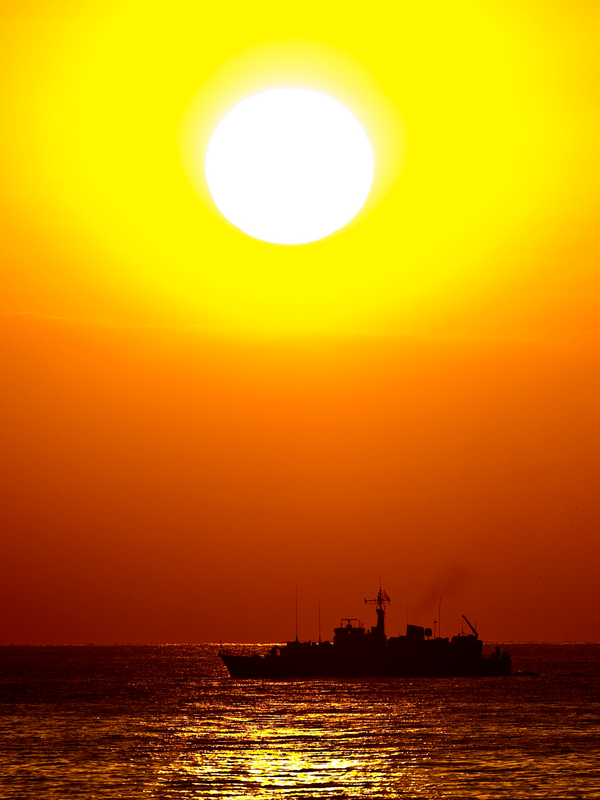 HMS Pembroke M107 Sandown Class Minehunter December 2010