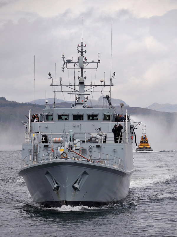 HMS Ramsey M110 Sandown Class Minehunter May 2011 Leaving HMNB Clyde