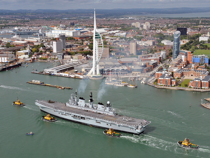 HMS Illustrious (R06) Photo Print - Portsmouth Return 2011 - Royal Navy Invincible Class Aircraft Carrier Hampshire Prints 6 x 4 No Frame No