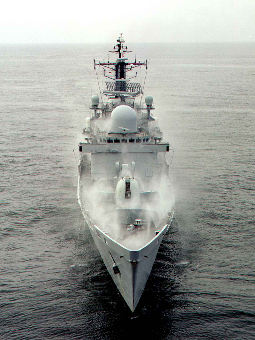 HMS Edinburgh (D97) Royal Navy Type 42 Destroyer Pre Wetting 2003 Photo Print Wall Art Decor Posters, Prints, & Visual Artwork Hampshire Prints 6 x 4 No Frame No