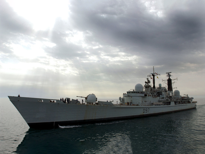 HMS Edinburgh (D97) Royal Navy Type 42 Destroyer Operation Telic 2003 Photo Print Wall Art Decor Posters, Prints, & Visual Artwork Hampshire Prints 6 x 4 No Frame No