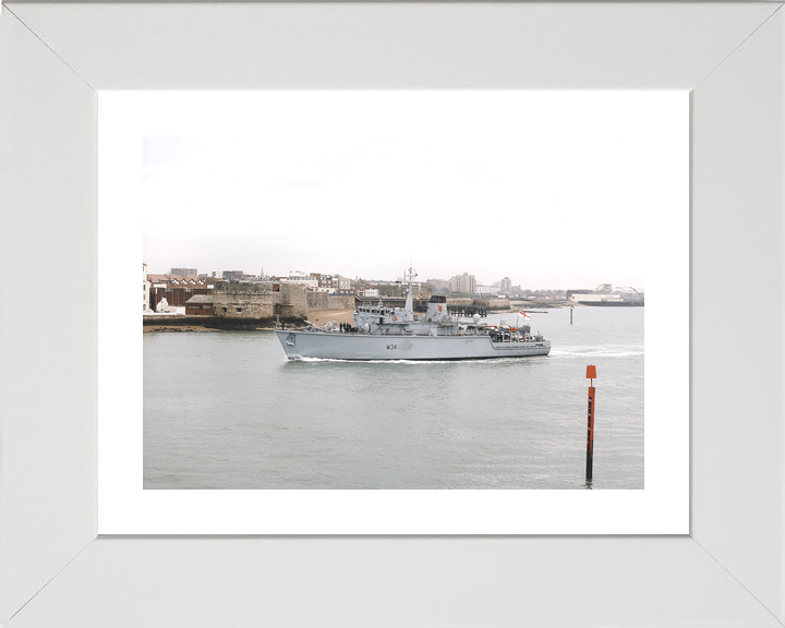 HMS Middleton M34 Hunt Class Mine Warfare Vessel March 1997 Portsmouth Photo Print - Posters, Prints, & Visual Artwork - by Hampshire Prints (image 4 of 9)