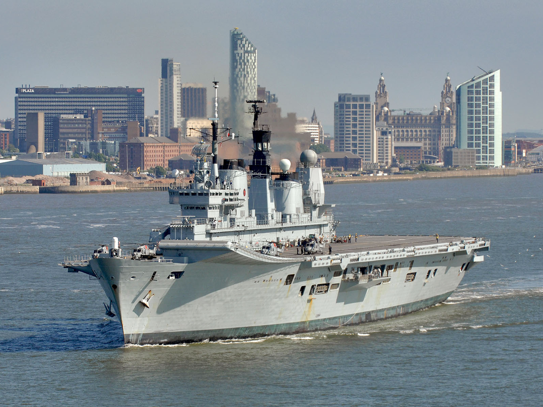HMS Ark Royal (R07) Royal Navy Invincible Class Aircraft Carrier Liverpool 2008 Photo Print Wall Art Decor Posters, Prints, & Visual Artwork Hampshire Prints 6 x 4 No Frame No