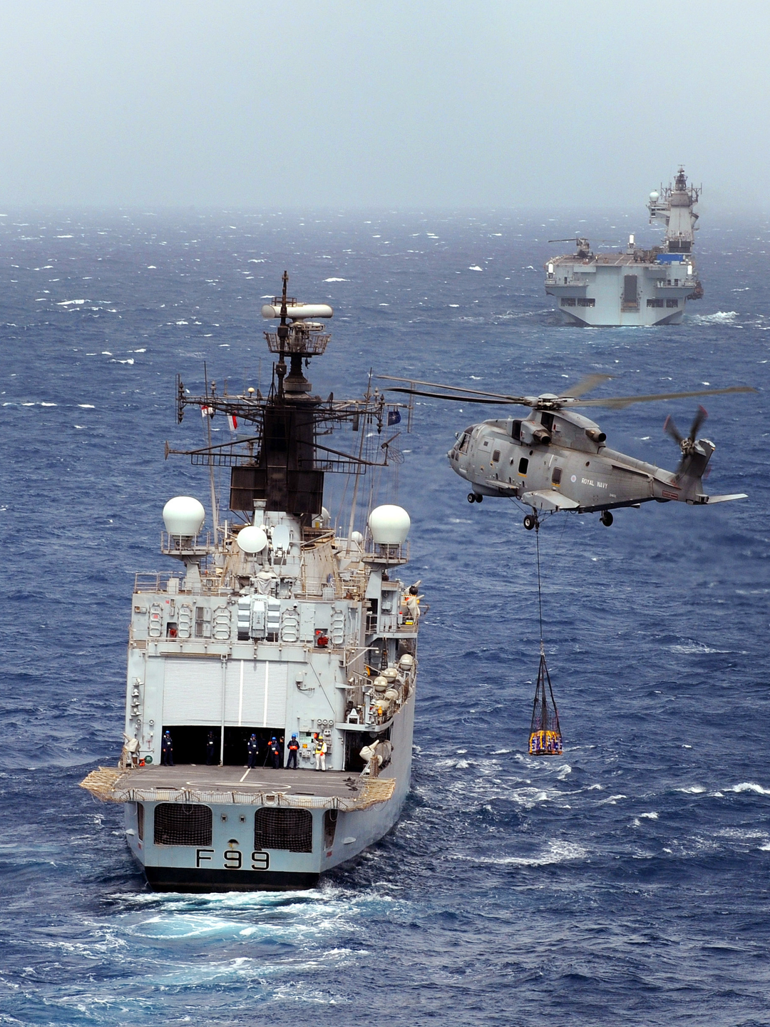 HMS Cornwall (F99) Royal Navy type 22 Frigate With Merlin 2009 Photo Print Wall Art Decor Posters, Prints, & Visual Artwork Hampshire Prints 6 x 4 No Frame No