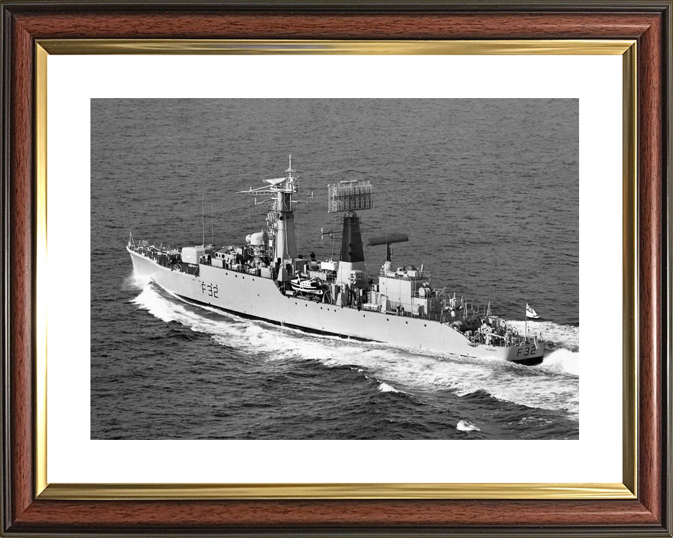 HMS Salisbury F32 Salisbury Class Frigate 1970 Port Side View Photo Print - Posters, Prints, & Visual Artwork - by Hampshire Prints (image 8 of 9)