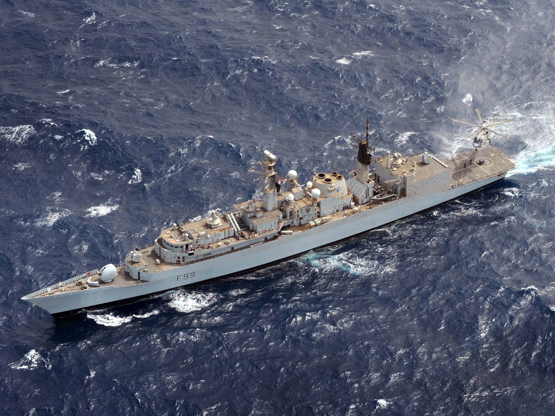 HMS Cornwall (F99) Photo Print - High Port Side 2009 - Royal Navy type 22 Frigate Hampshire Prints 6 x 4 No Frame No