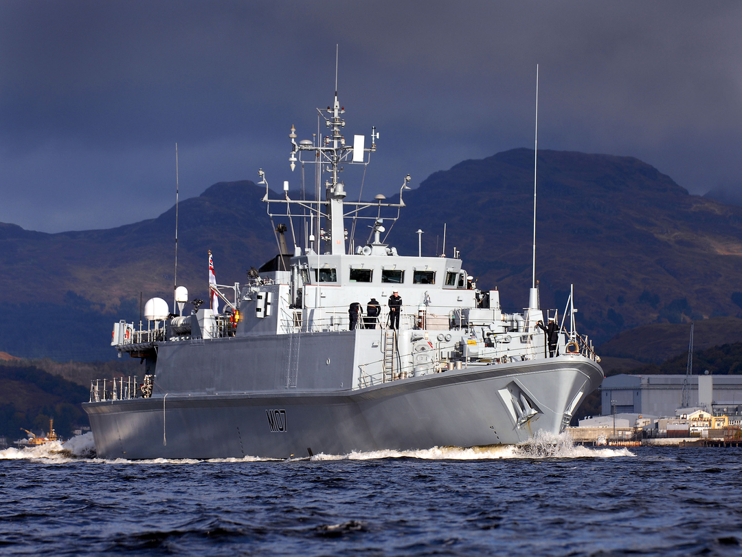 HMS Pembroke M107 Sandown Class Minehunter October 2008 Photo Print - Posters, Prints, & Visual Artwork - by Hampshire Prints (image 1 of 9)
