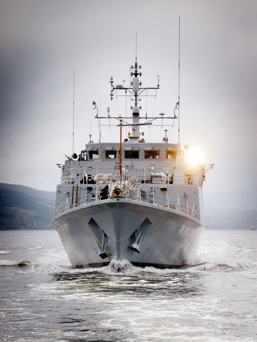 HMS Blyth (M111) Royal Navy Sandown Class Minehunter Scotland 2008 Photo Print Wall Art Decor Posters, Prints, & Visual Artwork Hampshire Prints 6 x 4 No Frame No