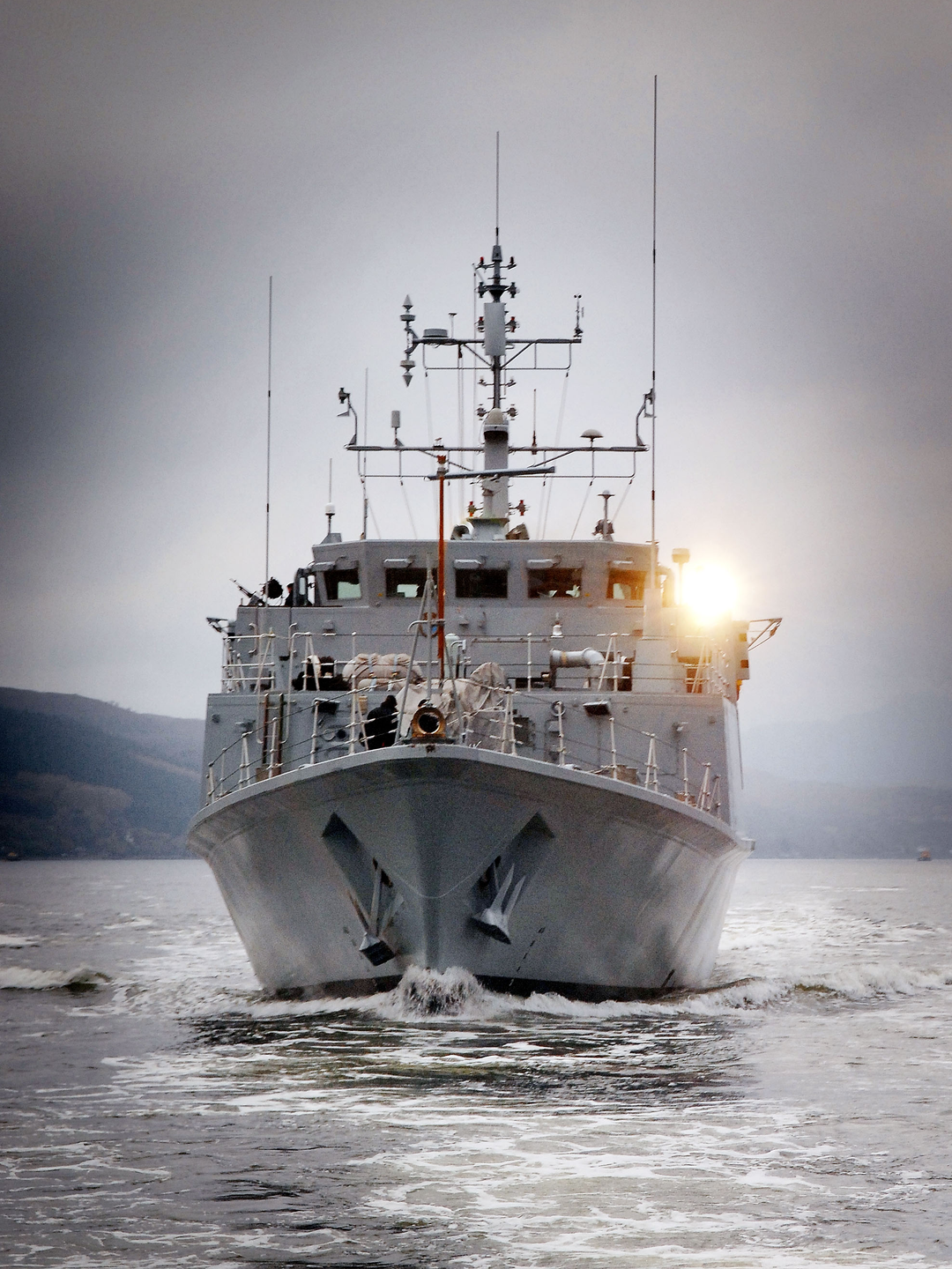 HMS Blyth (M111) Photo Print - Scotland 2008 - Royal Navy Sandown Class Minehunter Hampshire Prints 6 x 4 No Frame No