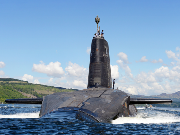 HMS Victorious (S29) Photo Print - Departs HMNB Clyde - Royal Navy Vanguard Class Submarine Posters, Prints, & Visual Artwork Hampshire Prints 6 x 4 No Frame No