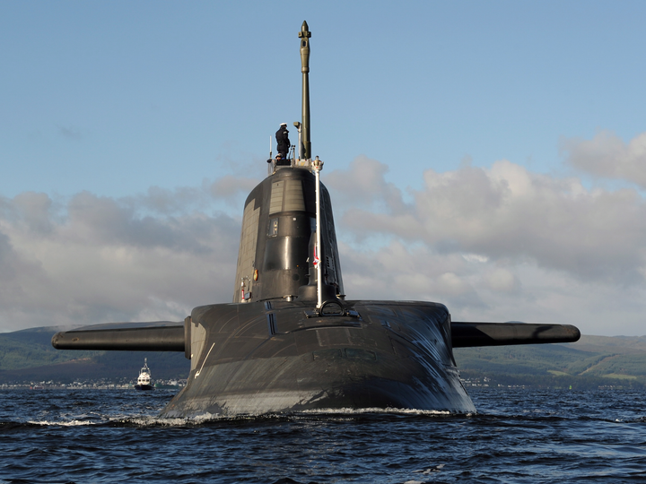 HMS Ambush (S120) Photo Print - Bow View 2012 - Royal Navy Astute Class Submarine Hampshire Prints 6 x 4 No Frame No