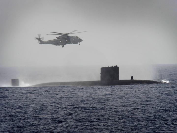 HMS Turbulent (S87) Photo Print - With Merlin - Royal Navy Trafalgar Class Submarine Hampshire Prints 6 x 4 No Frame No