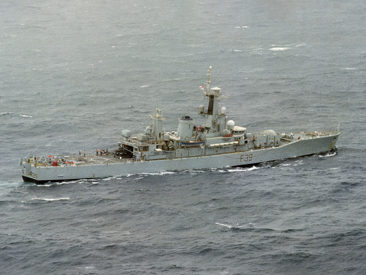 HMS Naiad (F39) Photo Print - Atlantic 1981 - Royal Navy Leander Class Frigate Hampshire Prints 6 x 4 No Frame No