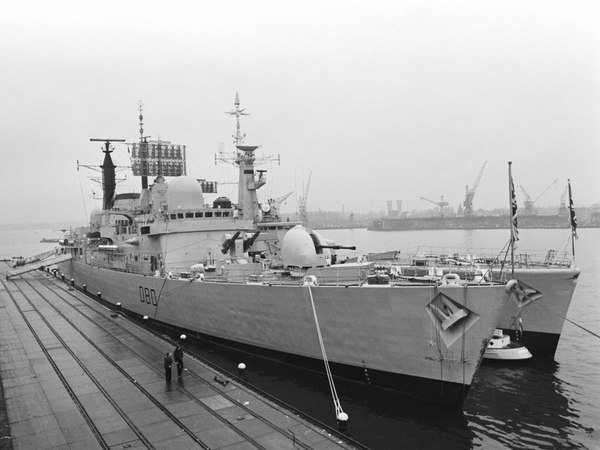 HMS Sheffield D80 Type 42 Destroyer November 1975