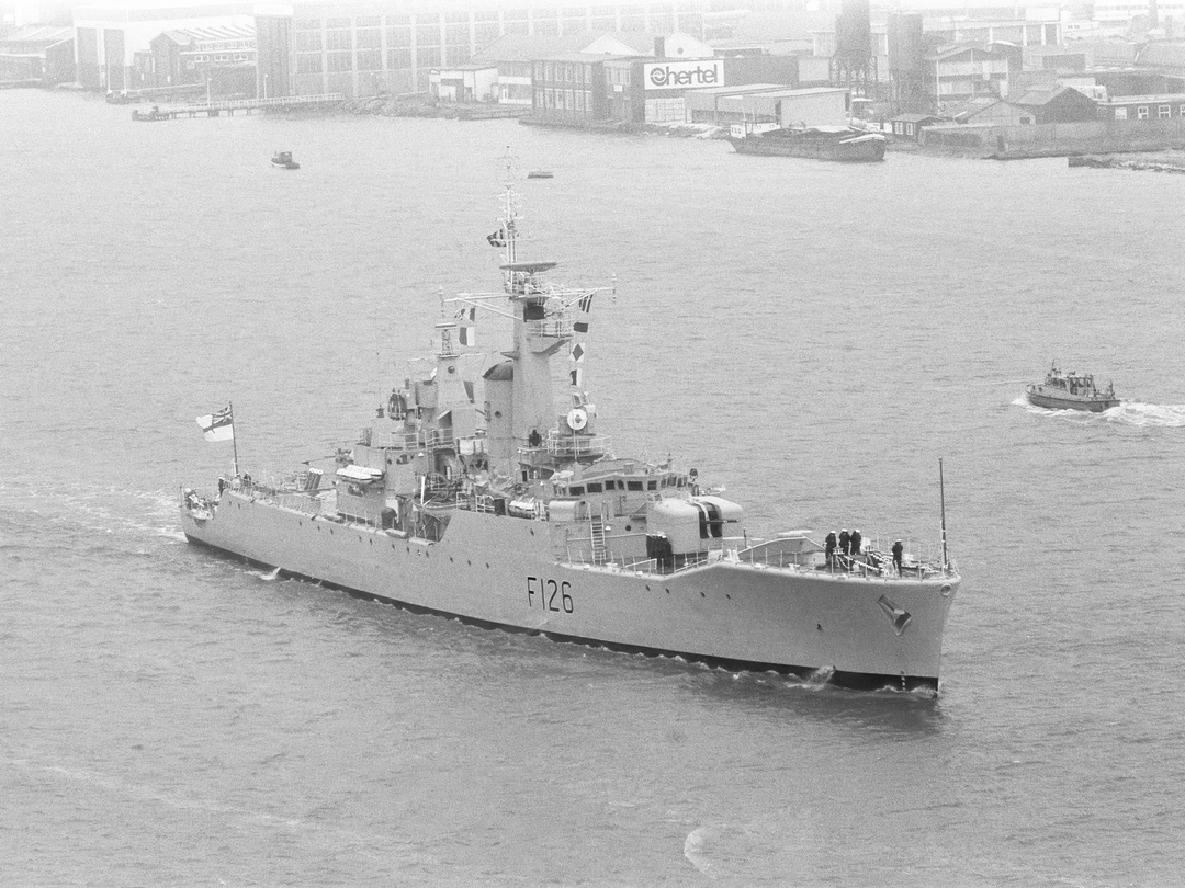 HMS Plymouth F126 Rothesay Class Frigate 1974 Photo Print - Posters, Prints, & Visual Artwork - by Hampshire Prints (image 1 of 9)