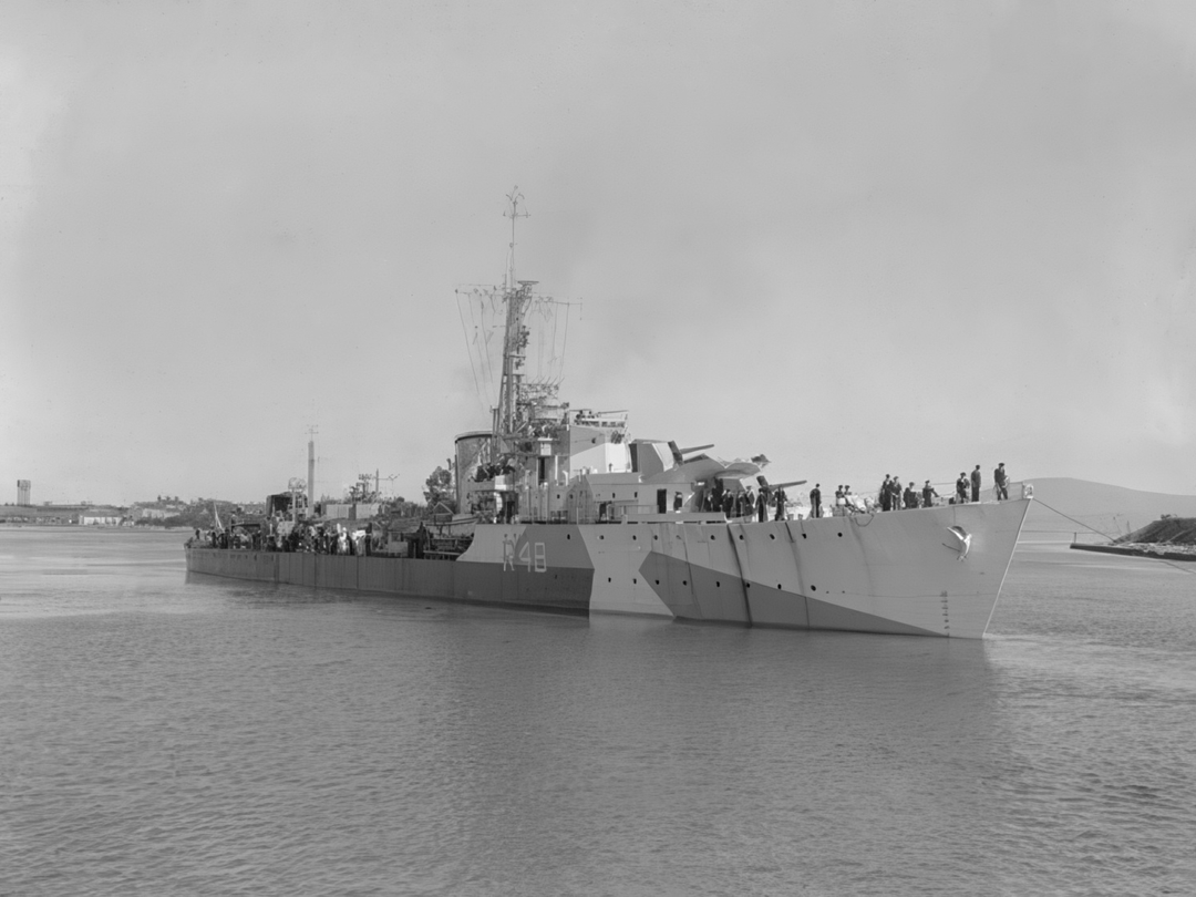 HMS Wrangler (R48) Photo Print - At Anchor 1944 - Royal Navy W Class Destroyer Hampshire Prints 6 x 4 No Frame No