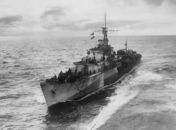 HMS Myngs (R06) Photo Print - At Sea 1944 - Royal Navy Z Class Destroyer Hampshire Prints 6 x 4 No Frame No