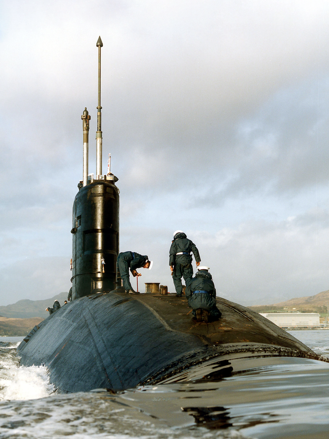 HMS Sceptre S104 Swiftsure Class Submarine 1995