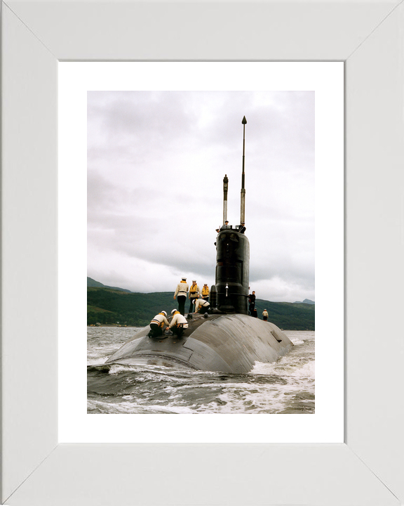 HMS Sovereign S108 Swiftsure Class Submarine 1992 Leaving Faslane Crew on Deck