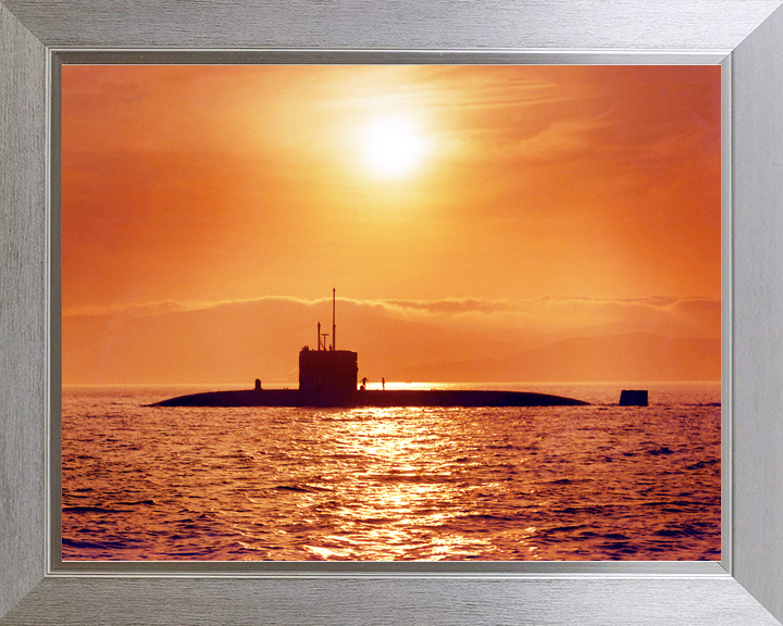 HMS Splendid S106 Swiftsure Class Submarine 1995