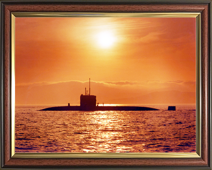 HMS Splendid S106 Swiftsure Class Submarine 1995