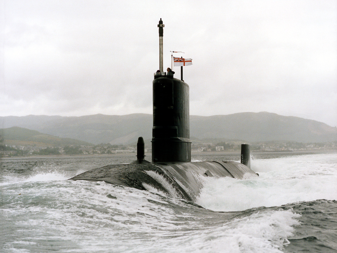 HMS Tireless (S88) Photo Print - Clyde 1994 - Royal Navy Trafalgar Class Submarine Hampshire Prints 6 x 4 No Frame No