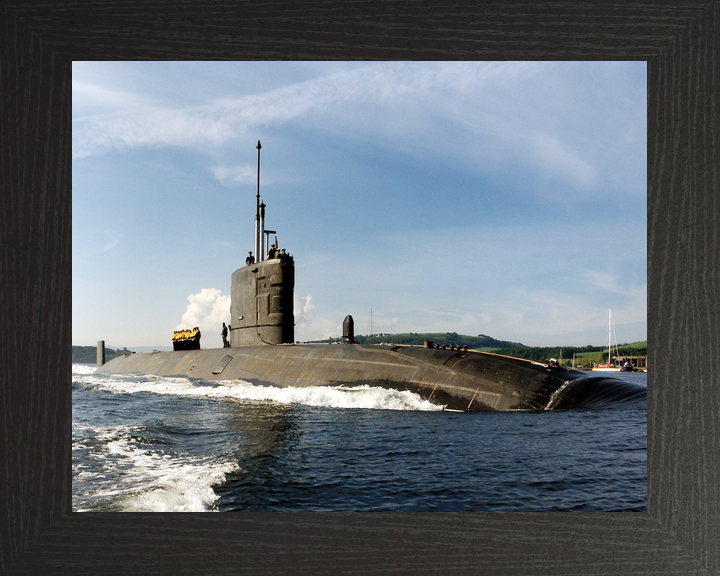 HMS Triumph S93 Trafalgar Class Submarine 1991 Photo Print - Posters, Prints, & Visual Artwork - by Hampshire Prints (image 3 of 9)