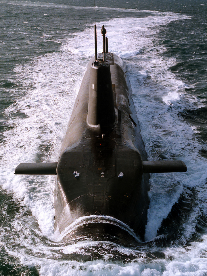 HMS Vanguard (S28) Photo Print - At Sea 1992 - Royal Navy Vanguard Class Submarine Hampshire Prints 6 x 4 No Frame No